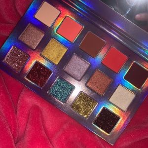 No Brand Eyeshadow Palette